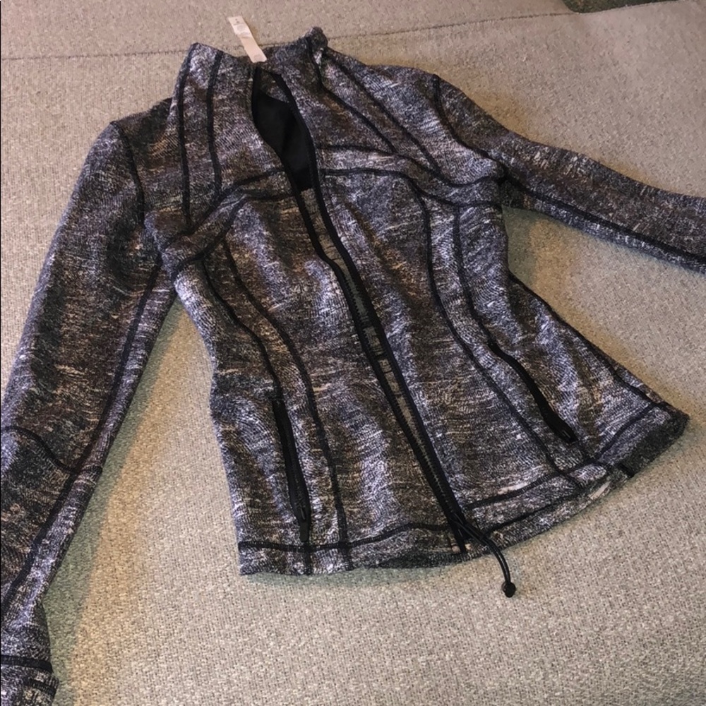 Lulu lemon sweater